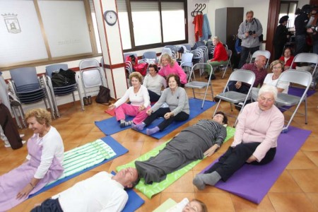 La alcaldesa anuncia un nuevo centro de mayores en Las Albarizas que estará listo a finales de año