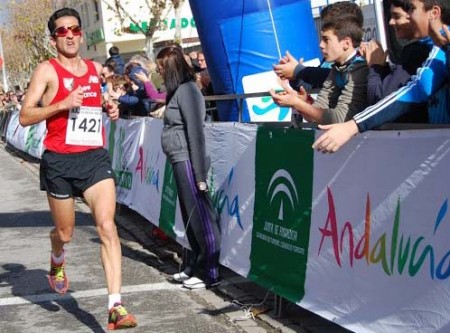 Carretero logra la tercera plaza en la Carrera Nocturna de San Antón