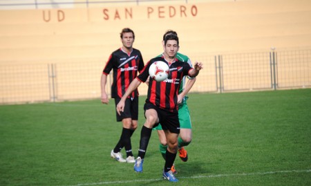 El San Pedro quiere conseguir su primera victoria del año ante el Mancha Real