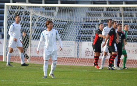 El Marbella recibe al Vélez en el estreno de la 