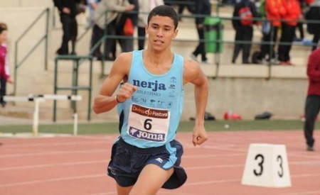 Alfonso Toledo, quinto en los 800 metros en el Nacional Promesa en pista cubierta