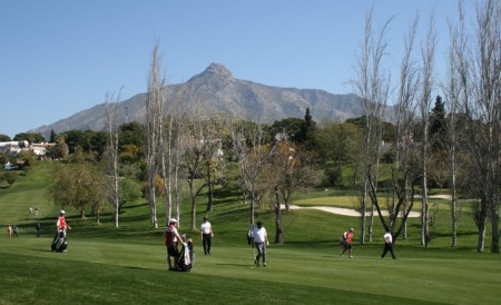 Bernal defiende que los campos de golf tengan la calificación de infraestructuras turísticas