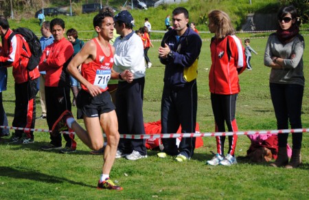 Carretero termina séptimo y mejor europeo el Maratón de Sevilla