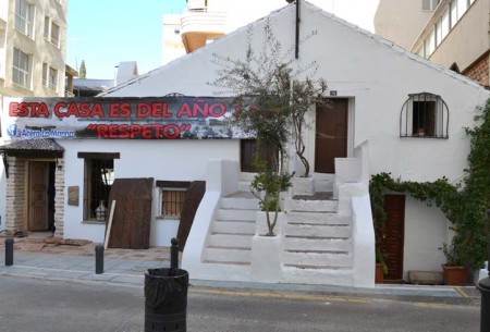 El Defensor del Pueblo Andaluz avala la expropiación del edificio de la calle Acera de la Marina