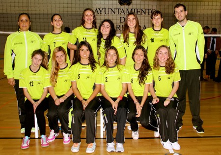 El cadete femenino del Costa del Voley termina la fase regular en primera posición