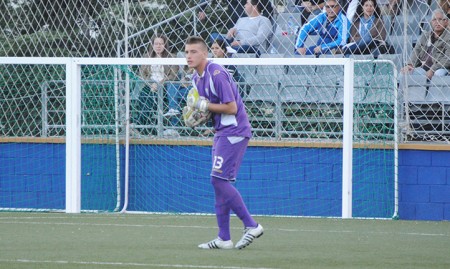 El Atlético Marbella solo puede empatar en Mijas (0-0) y se aleja de los puestos de ascenso