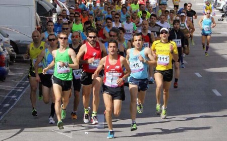 Carretero gana la primera edición de la Carrera Urbana de Estepona