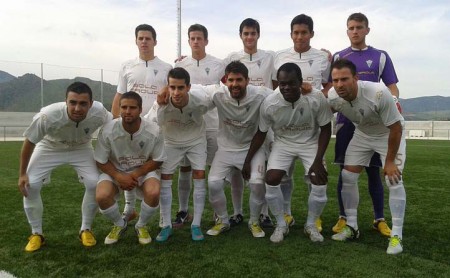 El Atlético Marbella arranca un punto ante el tercer clasificado (1-1)