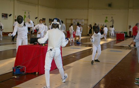 Lucía Cáceres consigue el único oro del Club de Esgrima de San Pedro en el Campeonato de Andalucía