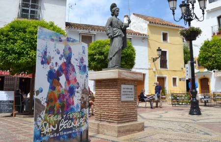 El pregón, la coronación y los fuegos artificiales abren la Feria 2013