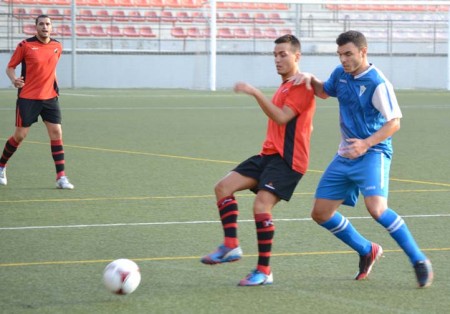 Los futbolistas de Marbella y San Pedro, molestos por jugar en Navidad