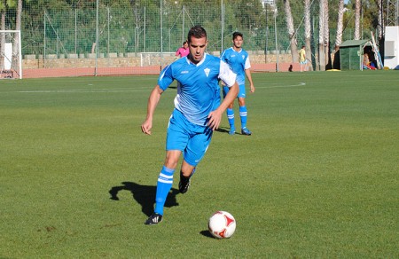 El Marbella FC empata ante el San Roque en un buen partido (1-1)