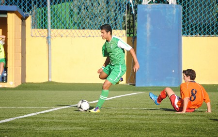 Estreno con derrota del Vázquez Cultural ante el Dos Hermanas (2-1)