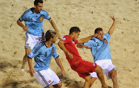 España vence a Tahití (4-2) y se medirá a El Salvador en cuartos