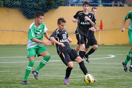 Los juveniles juegan sus partidos el sábado y los séniors el domingo