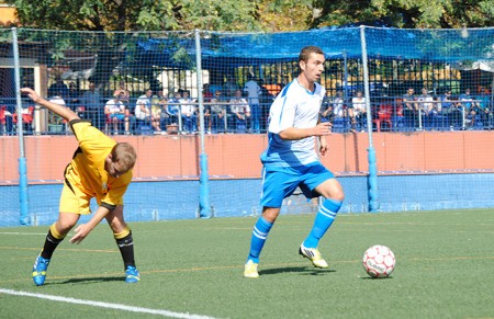 Dura derrota de Los Compadres, que cae al último puesto (4-0)