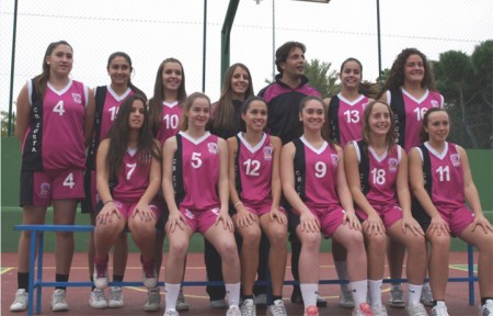 Las júnior del CB Costa Marbella vencen ante el Maristas (49-76)