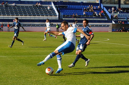 Añón vuelve a situarse como máximo goleador del Marbella FC