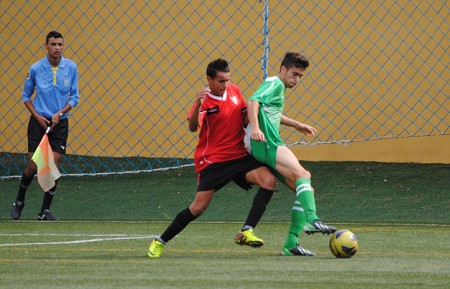 Triunfo vital del Vázquez Cultural que le coloca cuarto en la tabla (3-2)