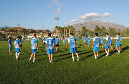 El Marbella FC afronta la semana de descanso con mucho trabajo