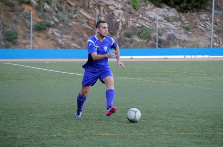 El Ojén vence por la mínima al Bonela en un mal partido (1-0)