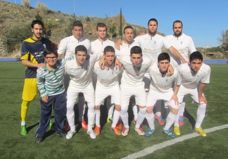 El Atlético Marbella encaja ante La Cala una nueva derrota (1-2)