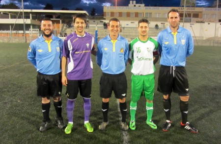 El Atlético de Marbella encaja su cuarta derrota consecutiva (4-1)