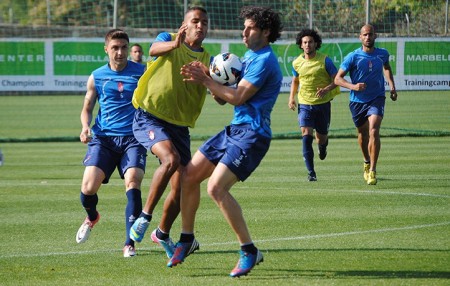 El Granada regresa a Marbella Football Center para preparar el partido ante el Málaga