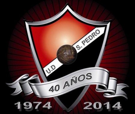 La UD San Pedro conmemora su 40 aniversario con un nuevo escudo