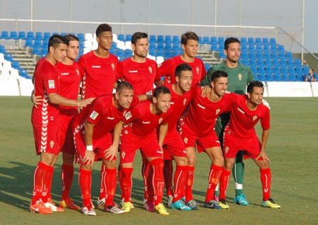 El Murcia desciende a Segunda B pero jugaría en el grupo I