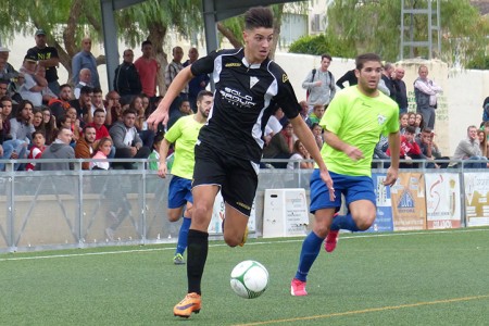 Sufrida victoria del Atlético Marbella ante el Estación (1-2)