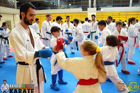 El Olympic Karate School participa en un encuentro en Madrid