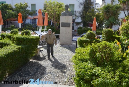 El Ayuntamiento pone orden y libera espacios en la Plaza de Los Naranjos