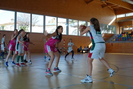 Pleno de victorias de los equipos femeninos del CB Costa Marbella