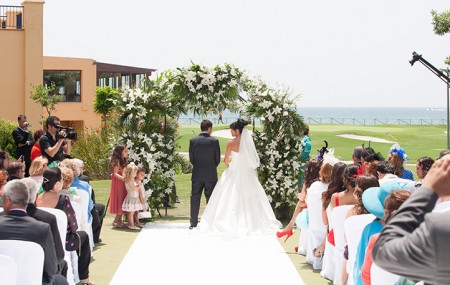 Marbella se abre al turismo de bodas tras captar una que llenará 2 hoteles