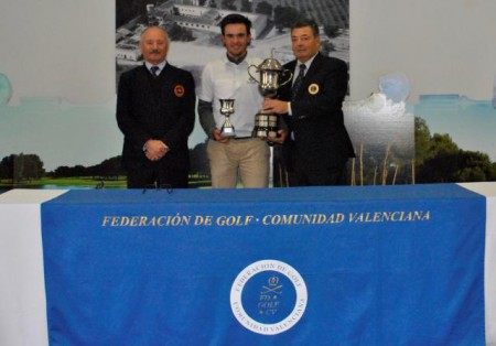 Épica remontada de Ángel Hidalgo para ganar el Campeonato de Valencia