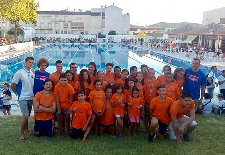 El CN Marbella inicia con éxito su pretemporada en el Trofeo Castro Luque