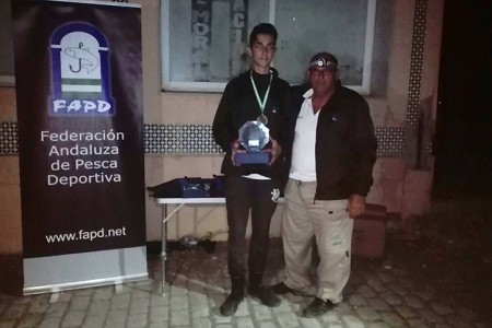 El marbellí Álvaro Cabrera, campeón provincial U-16 en mar-costa