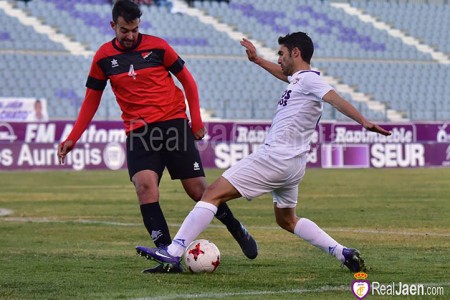 La UD San Pedro cae a la zona de descenso tras perder en Jaén (1-0)