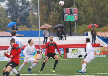 El San Pedro encaja una dura derrota en el campo del Martos (5-0)