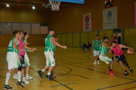 El equipo sénior del CB Costa Marbella tropieza ante IPV Fuengirola