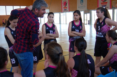 Buen partido de las cadetes del Costa Marbella en su estreno en Copa Federación