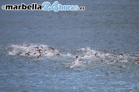 Pablo Cordero y Zayra Cayuela ganan en la VII Travesía a Nado San Pedro