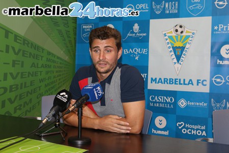 Padilla: "El partido de Copa es de importancia vital para el Marbella FC"