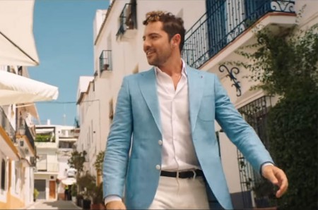 David Bisbal estrena "Perdón" con el videoclip que grabó en Marbella