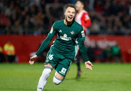 Loren deja en San Siro un regate para el recuerdo en la victoria del Betis al Milan