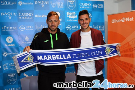 Wilfred tiene claro que el Marbella FC "está a muerte con el míster"