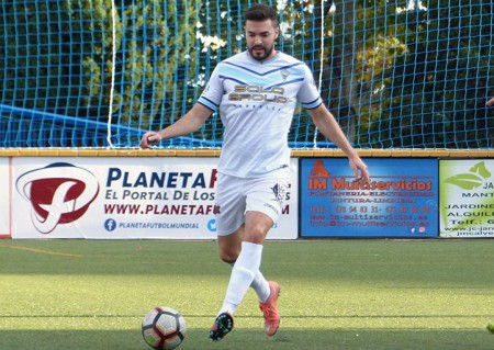 El Atlético Marbella empata en casa ante el CD Ronda (2-2)