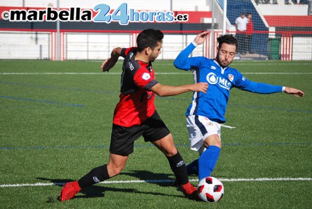 La falta de vuelos atrasa la visita del San Pedro al River Melilla a enero