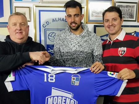 El central Álex Rodríguez deja el Vélez y se incorpora al CD Alhaurino